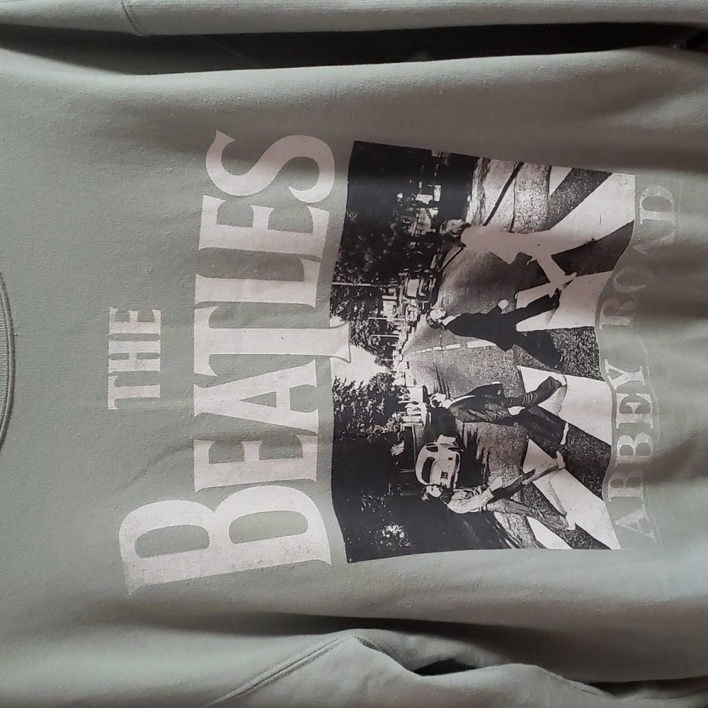 XL The Beatles Abbey Road Sweatshirt